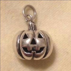 James Avery 3D pumpkin